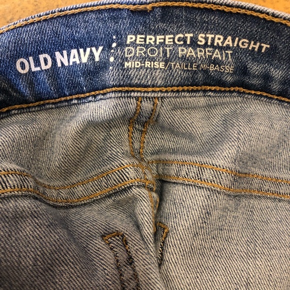 Old Navy Mid-rise Perfect Straight Jeans Size 2 - Picture 5 of 5